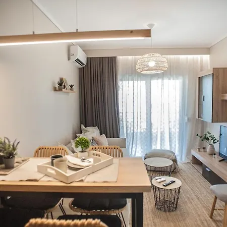 Luxurious Apartment, Less Than 60 M From The Sea! アパート *