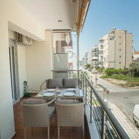 Luxurious Apartment, Less Than 60 M From The Sea! *