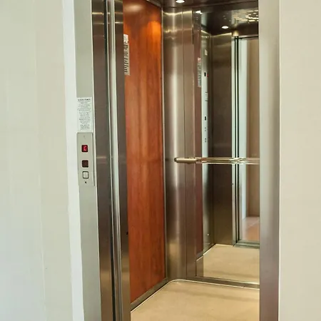 Apartamento Luxurious Apartment, Less Than 60 M From The Sea!