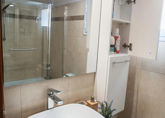 Luxurious Apartment, Less Than 60 M From The Sea! Appartamento Peraía