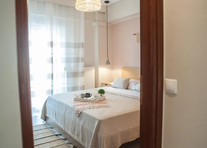 Luxurious Apartment, Less Than 60 M From The Sea! Appartamento Peraía